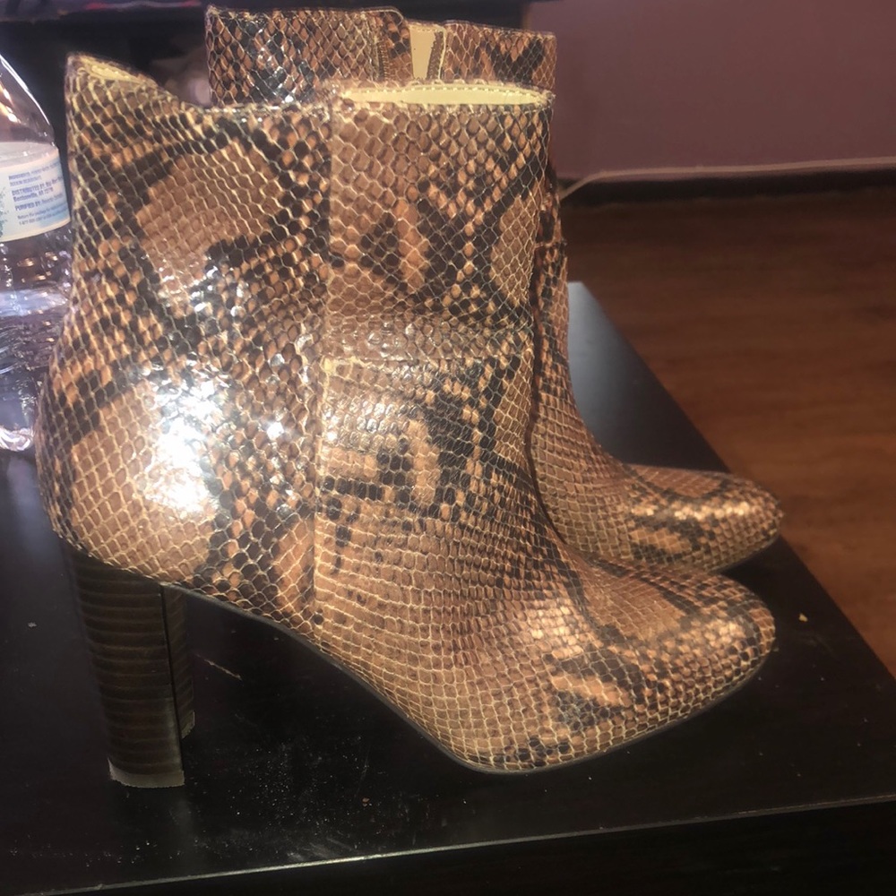 Ann Taylor Crocodile Boots